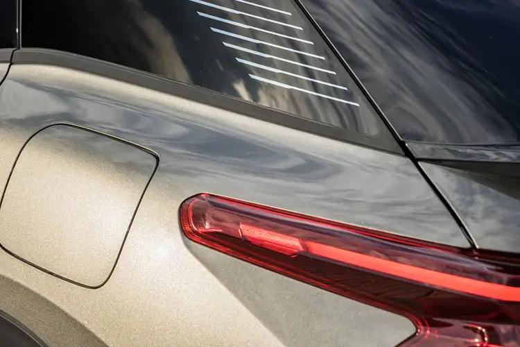 c5-x-cicx-25a.jpg - 1.2 Hybrid 145 Max Edition E-dcs6 Start+stop