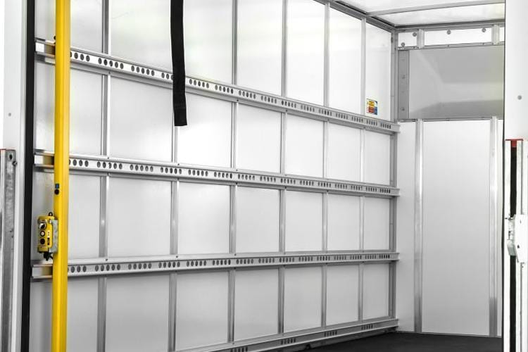 crafter-luton-vwcu-25.jpg - Cr35 Lwb Chassis Cab Luton 2.0 Tdi 140 Commerce Business Etg