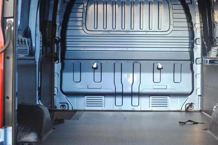 deliver-9-van-mxd9-24.jpg - 2.0 Tdci 150ps Lux Lxh Fwd