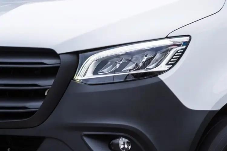 esprinter-van-over-3.5t-meso-25.jpg - Esprinter Van 414 L3 100kw 113kwh Pro Auto