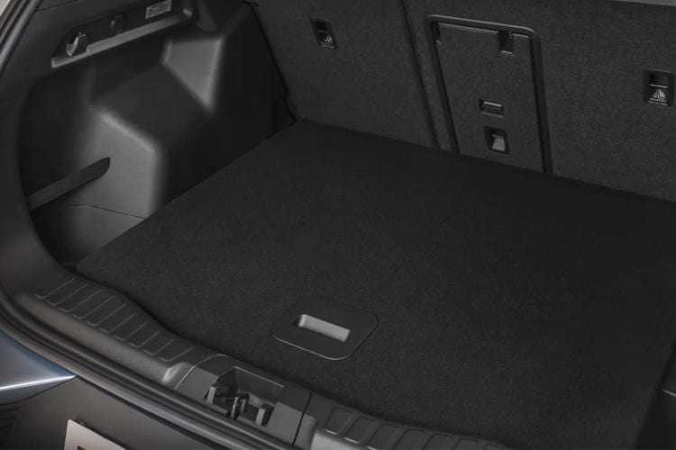 explorer-foex-25a.jpg - 210kw 77kwh Select Driver Assist Pack
