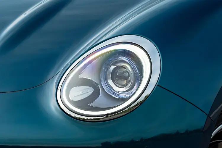 ora-03-gmo3-24.jpg - 5 Door Hatch 63kwh 126kw Pro Auto