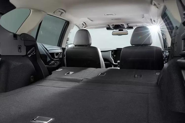 outback-sbob-25.jpg - 5 Door Estate 2.5i Touring X Lineartronic Awd