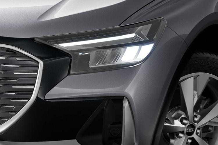 q4-suv-auqv-26.jpg - Suv 40 63kwh 204ps Sport Leather