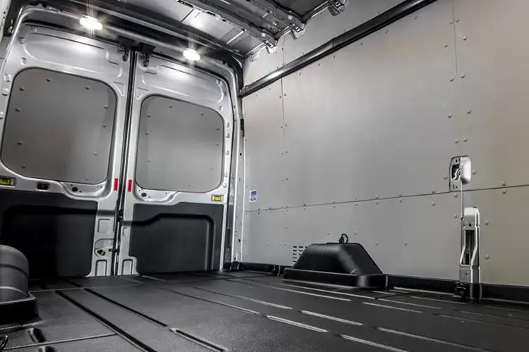 transit-over-3.5t-folh-26.jpg - Transit 470 L4h3 2.0 130 Ecoblue Leader Nav Rwd