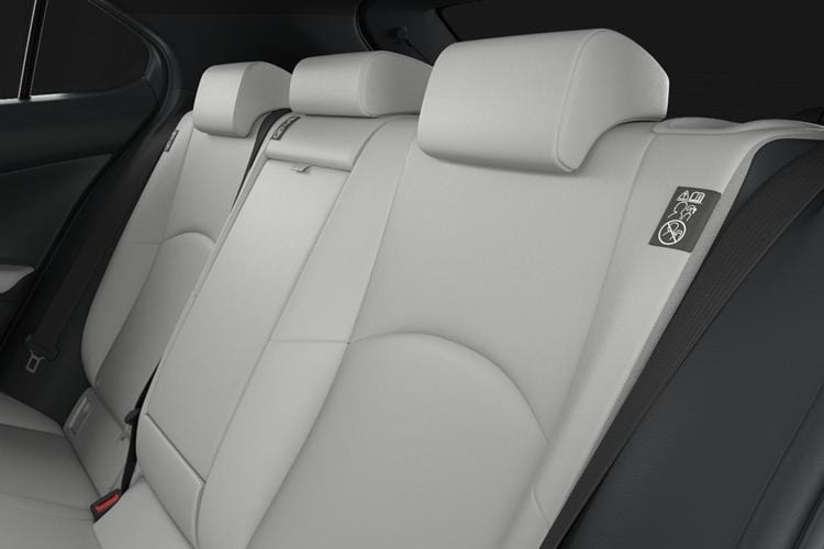 ux-300h-hatch-lxua-25.jpg - E4 2.0 F-sport Takumi Cvt