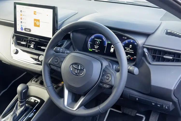 corolla-hatch-toc5-25.jpg - 5 Door Hatch 2.0 Hybrid 182hp Icon Cvt