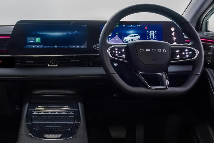 e5-ome5-25.jpg - O5 5 Door 155kw Knight 61kwh Auto