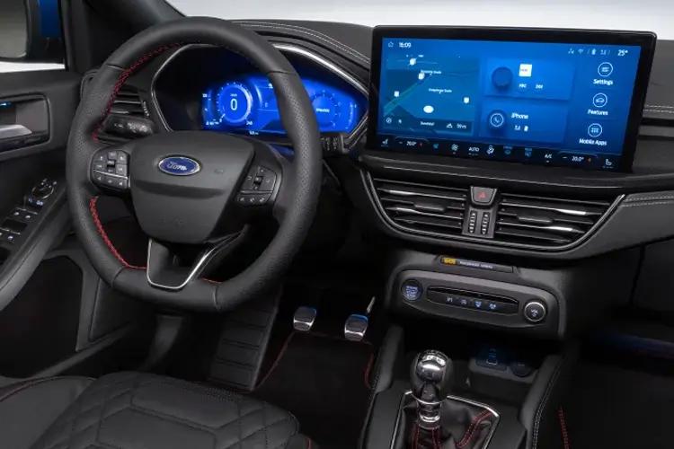 focus-estate-foef-24a.jpg - Estate 1.0 Ecoboost Mhev 155 St-line X Auto
