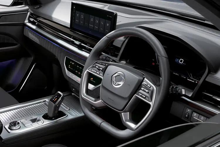 rexton-commercial-kgrc-24.jpg - Van 2.2 K30 Auto