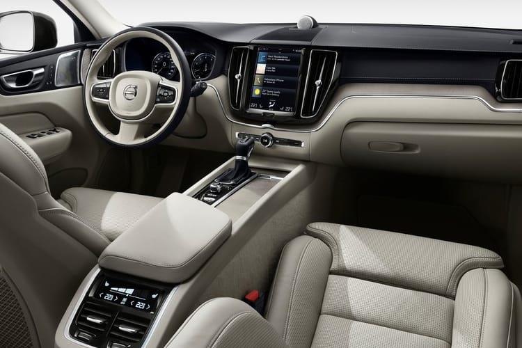 xc60-vox6-24.jpg - 2.0 B5 P 250hp Ultimate Dark Auto Awd