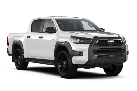 Hilux Double Cab 2.8 D-4d Hybrid 204 Invincible X Auto Start+stop