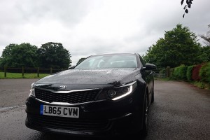 kia optima review front view
