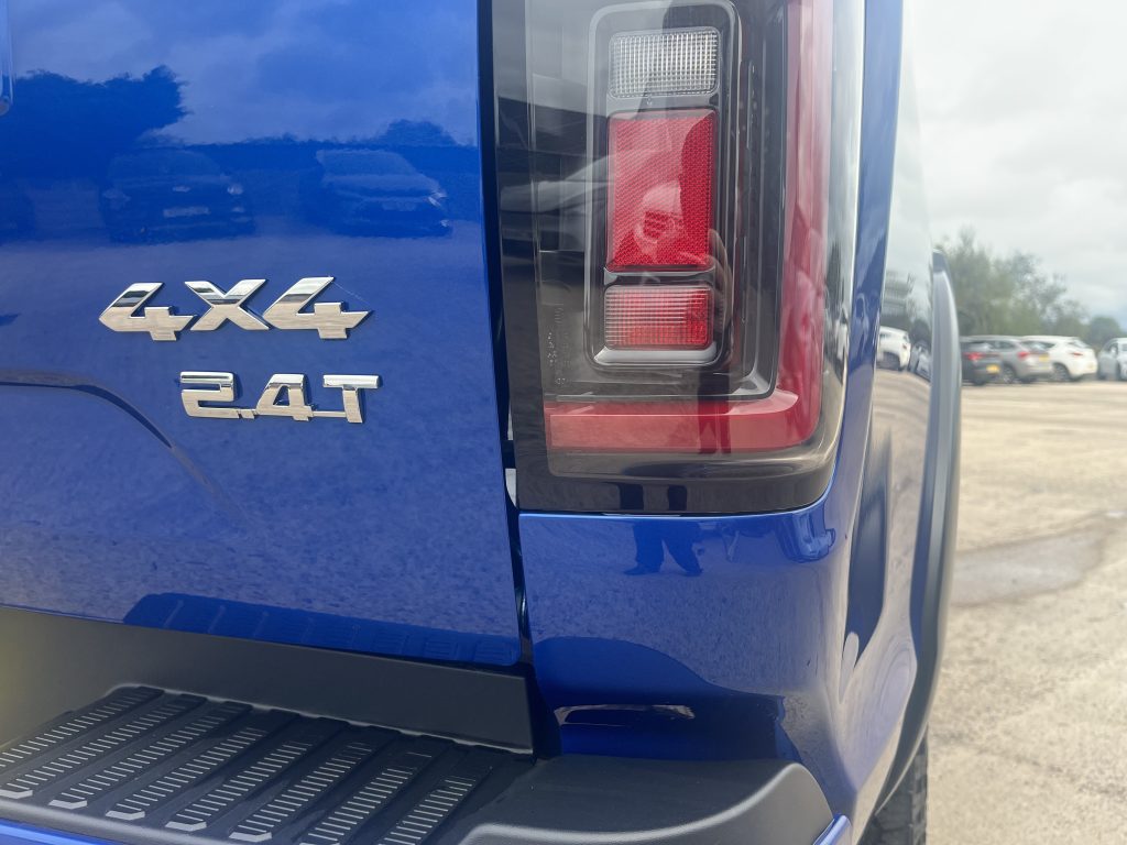 GWM Poer300