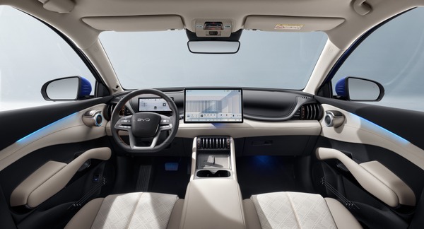 BYD Atto 3 Evo interior